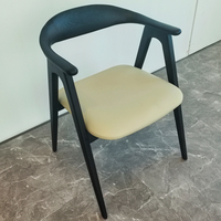 Chaise de salle à manger moderne rembourrée en bois massif, fauteuil en cuir PU pour hôtel, restaurant, événement, vente en gros, directement de l'usine