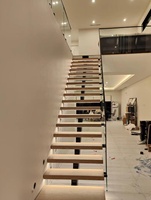 VIKO 2025 Escalier d'intérieur de haute qualité Design moderne Escaliers droits en acier et bois