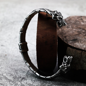 Yunnique-brazalete nórdico vikingo de acero inoxidable con diseño de doble cabeza de lobo, joyería para hombre, regalo, accesorio de moda - Product Image 1
