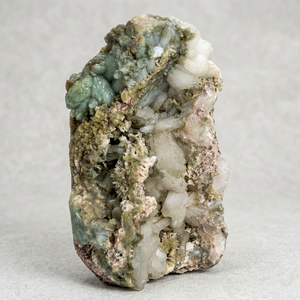 Vente en gros de figurines en apophyllite verte colorée, pierres précieuses naturelles, respectueuses de l'environnement, sur le thème de l'amour, cadeaux en cristaux - Product Image 4