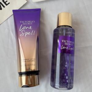 Perfume Original al por Mayor Love Spell Spray <span class=keywords><strong>Set</strong></span> de Perfume para Mujer <span class=keywords><strong>Victoria</strong></span>'s <span class=keywords><strong>Secret</strong></span> 250ml <span class=keywords><strong>Set</strong></span> de Bruma Corporal y Loción Corporal para Mujer - Product Image 2
