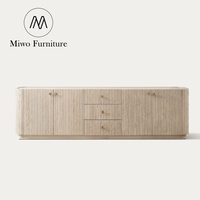 Meuble TV contemporain en bois massif, console multimédia moderne avec poignées en laiton, tiroirs et armoires de rangement, meuble TV pour salon