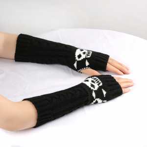 Mitaines en tricot à motif crâne gothique – Gants longs sans doigts avec capuche et masque facial détachables – Gants thermiques en acrylique à motif squelette pour Halloween - Product Image 4
