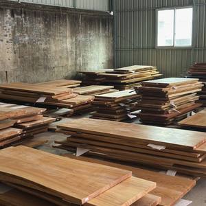 <span class=keywords><strong>Table</strong></span> en <span class=keywords><strong>bois</strong></span> de frêne massif, plateau en grande <span class=keywords><strong>planche</strong></span>, bord naturel doublement coupé, <span class=keywords><strong>table</strong></span> à thé, <span class=keywords><strong>table</strong></span> à manger, bureau - Product Image 2