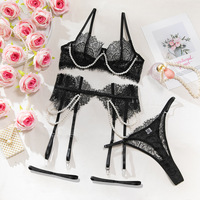 Ensemble de Lingerie Sexy 4 Pièces en Dentelle Française pour Femme avec Soutien-Gorge à Chaîne de Perles, Porte-Jarretelles, String et Jarretelles Détachables à Accent de Perles – Vente en Gros Personnalisée
