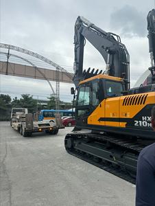 Excavadora de cadenas Hyundai HX210HD de 21 toneladas con precio de fábrica económico - Product Image 4