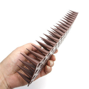 En gros <span class=keywords><strong>Pas</strong></span> <span class=keywords><strong>Cher</strong></span> 30cm Base En Plastique Pointes D'oiseaux <span class=keywords><strong>Anti</strong></span>-Pigeon Home Dissuasion Extérieur Animal Répulsif Dispositif pour Usage Agricole - Product Image 6