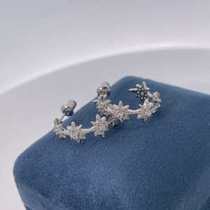 Pendientes de Aro Redondos de Latón Chapado en Oro Tianyu Gems con Pequeñas Piedras de Circonita Cúbica Octogonales, Diseño de Estrella Clásico y Moderno - Product Image 6