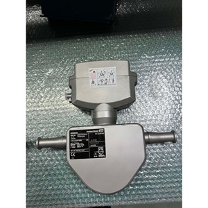 เครื่องวัดแม่เหล็กไฟฟ้า Endress+Hauser Engelshaus Dosimass D8AB08 แบบ OEM ออกแบบเพื่อสุขอนามัยสำหรับของเหลว/ก๊าซ/อากาศ ทำจากสแตนเลส - Product Image 2
