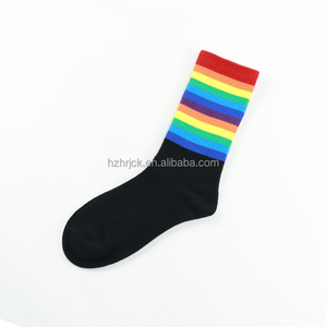 Chaussettes de Skateboard pour Adultes en Coton, Rayures Arc-en-ciel, Tricotées, Respirantes, Décontractées, pour le Quotidien, Gay, <span class=keywords><strong>LGBT</strong></span> - Product Image 4