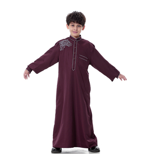 Color sólido <span class=keywords><strong>Haramain</strong></span> islámico Thobe para niños Oriente Medio musulmán niño manga larga bordado para Daffah Thobe Thawb para niños - Product Image 2