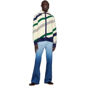 <span class=keywords><strong>Pull</strong></span> en maille zippé personnalisé avec logo OEM & ODM pour homme – Nouvelle collection automne/hiver – Rayures grises et blanches en nylon peluche - Product Image 5