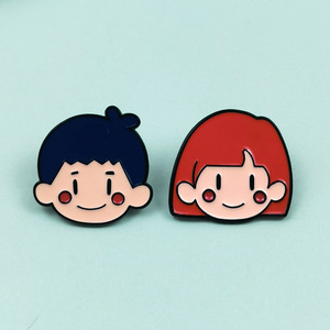 Broche en métal Fille Souriante <span class=keywords><strong>de</strong></span> Dessin Animé, Badge Tête <span class=keywords><strong>de</strong></span> Poupée Mignonne, Accessoires Personnalisés, Décoration <span class=keywords><strong>de</strong></span> Sac à Dos Anime <span class=keywords><strong>Avatar</strong></span> - Product Image 1