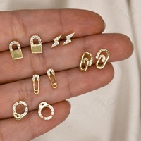Boucles d'oreilles clous mini-chaînes en laiton Gemnel plaqué or 18 carats et rhodium avec zircone cubique pour femme