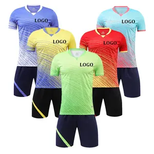 Customized men kids blank football kits breathable retro classic thailand soccer uniform custom logo football shirt soccer wear