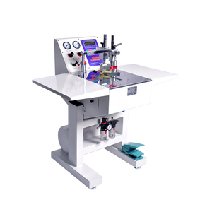 Machine automatique de jonction de cadres photo avec bras de style double et <span class=keywords><strong>pince</strong></span> <span class=keywords><strong>à</strong></span> cadre automatique, machine <span class=keywords><strong>à</strong></span> <span class=keywords><strong>scie</strong></span> <span class=keywords><strong>à</strong></span> ruban - Product Image 4