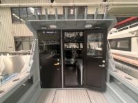 Yacht sportif en aluminium de 9 m (30 pieds) avec cabine, bateau de pêche rapide, 35-40 nœuds, capacité de 8 passagers, à vendre