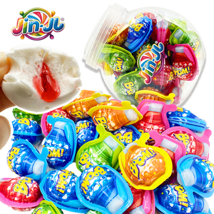 Venta al por mayor de fábrica Botellas asequibles Jelly Candy Fruit Juice 50% Grenade Pop Sandwich Soft Candy Fruit Flavor Spoof Snacks - Product Image 1