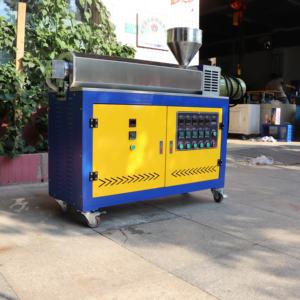 Extrusora de Goma de Tornillo Simple a Escala de Laboratorio Pequeña - Product Image 3