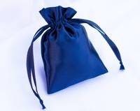 Sac à perruque en satin brillant doux, directement de l'usine, avec logo personnalisé, pochette multicolore à cordon, sac anti-poussière pour promotions