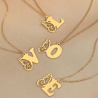 Collar Dropshipping con Colgante de Mariposa Hueca Personalizado con Nombre e Inicial en Chapa de Oro de 18K para Mujer