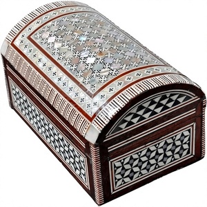 Boîte à bijoux en bois artisanale Sultana, grande, en nacre égyptienne - Organisateur incrusté de mosaïque (11x7.2x5.2 pouces) - Product Image 1
