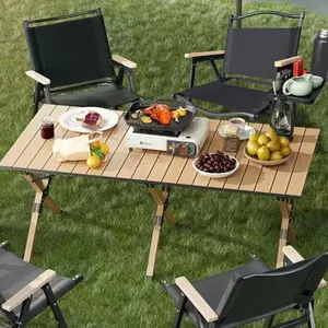 Venta al por mayor acampar al aire libre de acero al carbono silla plegable de metal sillas plegables blancas juego de mesa y sillas de jardín