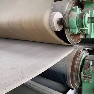 gebrauchte kraftpapier-rollen-herstellungsmaschine 3.400mm 150 tonnen pro tag 3 draht guter zustand