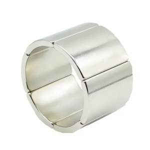 Aimants permanents en néodyme N52 Ndfeb, demi-<span class=keywords><strong>cylindre</strong></span> courbé, aimant puissant, <span class=keywords><strong>triangle</strong></span>, aimant Halbach, aimant en arc pour moteur - Product Image 1