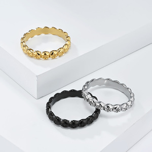 Popular yunnique cross-border e-commerce brand, minimalist and luxurious 18K gold plated <b>titanium</b> steel <b>ring</b> for wo - Product Image 2