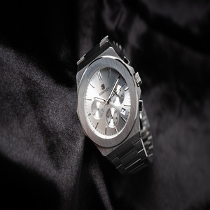 Reloj de hombre inspirado en la tecnología de moda con características de cuarzo multifuncional - Product Image 2