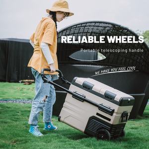 Réfrigérateur mobile de <span class=keywords><strong>camping</strong></span>-<span class=keywords><strong>car</strong></span> de 45L 12 volts Réfrigérateur de véhicule de 2 portes Mini congélateur électrique portatif de refroidisseur pour la voiture - Product Image 5