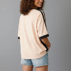 Camiseta Holgada de Algodón para Mujer, Cuello Redondo, con Diseño de Logotipo, Color Sólido Informal, Manga Corta, Tejido Jersey Transpirable - Product Image 3