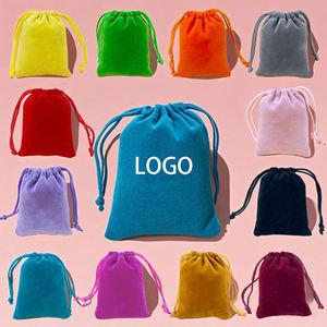 Pochette en velours flanelle personnalisée de luxe avec cordon de serrage pour parfum, huiles essentielles, mascara, emballage de bijoux avec logo personnalisé - Product Image 1