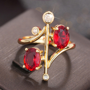 Bague Ronde Princesse pour Femme, Bijou de Doigt Élégant de Créateur Style Palais - Product Image 5