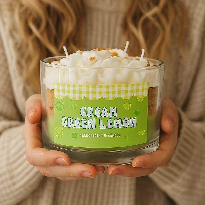 สีเขียวอ่อน