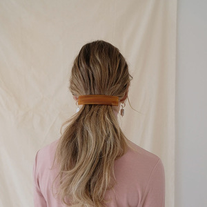 <span class=keywords><strong>2022</strong></span> nouveau coréen acide acétate épingle à <span class=keywords><strong>cheveux</strong></span> dame <span class=keywords><strong>couleur</strong></span> différente Snap Clips graphique pour la coiffure des femmes - Product Image 4