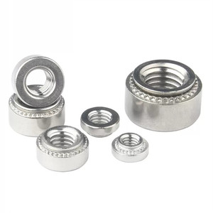 Écrou auto-serrant à tête plate en acier galvanisé, acier inoxydable et acier au carbone, fourni par le fabricant - Product Image 1