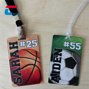 Etiqueta de Equipaje Personalizada de PVC con Diseño de Balón de Fútbol para Jugadores y Equipos - Product Image 1