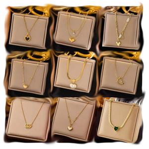 Collier pendentif tennis cœur rouge en acier inoxydable hypoallergénique, personnalisé, sans décoloration, pour femmes, de la marque Jewlery Factory - Product Image 1