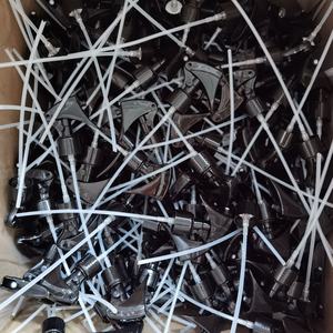 Viarious Style Plastic Cosmetic Screw Flip Top Custom Bottle Cap - Product Image 4