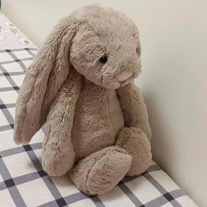 Peluche Lapin Beige JC Jelly Style Version Haute 31cm, Oreilles Symétriques, Rembourrage Coton PP, Douce au Toucher, Jouet Classique en Peluche - Product Image 2