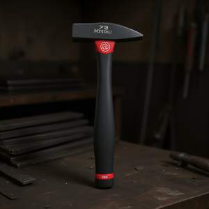 Martillo 382 F de 1000g con Cabeza de Acero y Mango Negro para Trabajos en Metal - Product Image 3