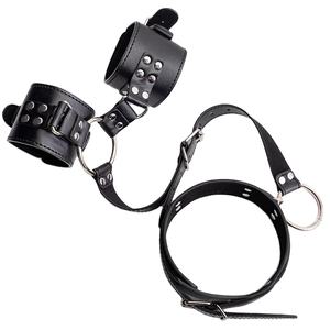 Ensemble de menottes en cuir réglables et bracelets de poignet avec rivets, multi-usages - Product Image 3