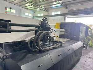 Máquina de Moldeo por Inyección de Botellas de Plástico PET Usada, BORCHE BS320, 320 Toneladas, Horizontal, con Motor PLC y Bomba - Product Image 5