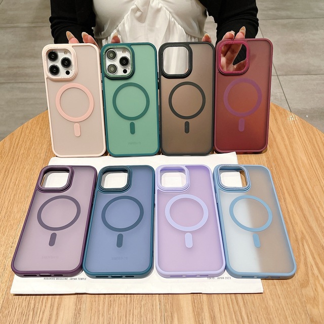 NEW Metal-Look Magnetic Phone Case for IPhone 16 15 Pro Max 13 14 13 Skin-Friendly Matte Shockproof Cover