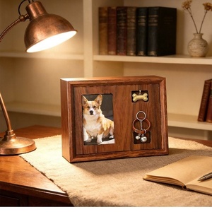 Penjualan Panas Kotak Kayu untuk Hewan Peliharaan dengan Bingkai Foto, Kotak Kremasi Kayu Alami Buatan Tangan, Kotak Kayu untuk Abu Jenazah Anjing Kucing, Kotak Kayu untuk Hewan Peliharaan. - Product Image 2