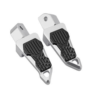 All'ingrosso nuovo poggiapiedi in lega di alluminio modificato per accessori <span class=keywords><strong>moto</strong></span> YAMAHA XMAX300 NMAX155 - Product Image 6