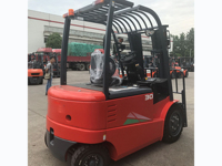 Chariot élévateur à fourche de 3 tonnes de haute qualité en provenance de Chine, modèle CPD30, avec dispositif anti-basculement, multiples protections de sécurité, alimentation GPL, déplaceur latéral hydraulique, siège inclinable