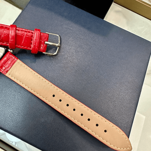 Reloj de Pulsera Clásico de Cuarzo Analógico Redondo con Correa de Cuero Genuino y Esfera Decorada con Cristales para Mujer, Clásico para Uso Diario - Product Image 6